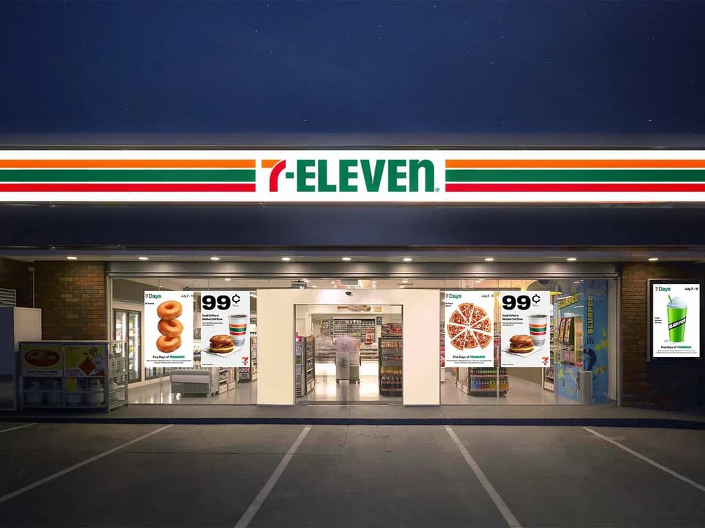 7-Eleven convenience store at night, where staff working alone are protected by SAS work-alone monitoring